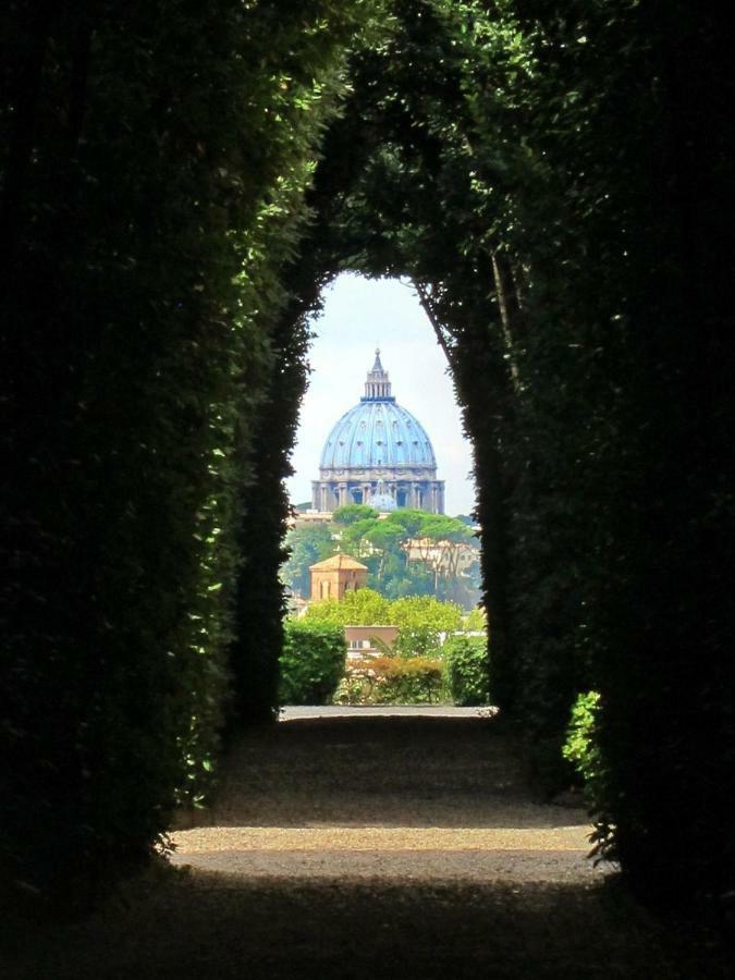 Peter's Nest In Vatican + St. Peter Ferienhaus